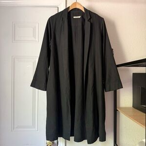 ALI GOLDEN black silk long sleeve buttonless long line duster cardigan jacket